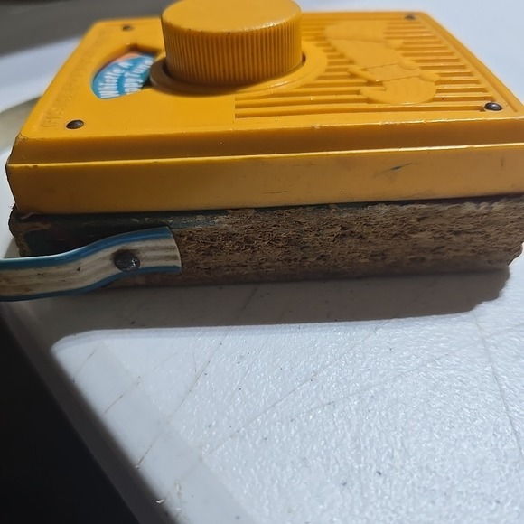1977 Fisher Price Music Box Pocket Radio,‎ " I Whistle A Happy Tune "used,rare - Picture 6 of 7